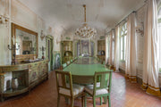 dining room in villa bibbiani 